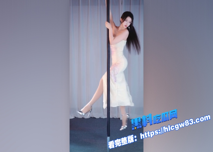 抖音360万粉丝绝美网红坏空空极品福利姬性感热舞最新爆料和榜一大哥性爱视频泄漏红丝大长腿不当人猛操喷水场面炸裂图 9