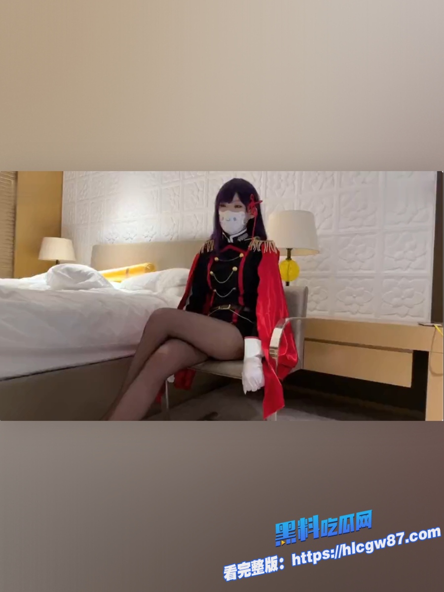 极品反差00后萝莉cos山城恋黑丝足交人形小母狗调教1