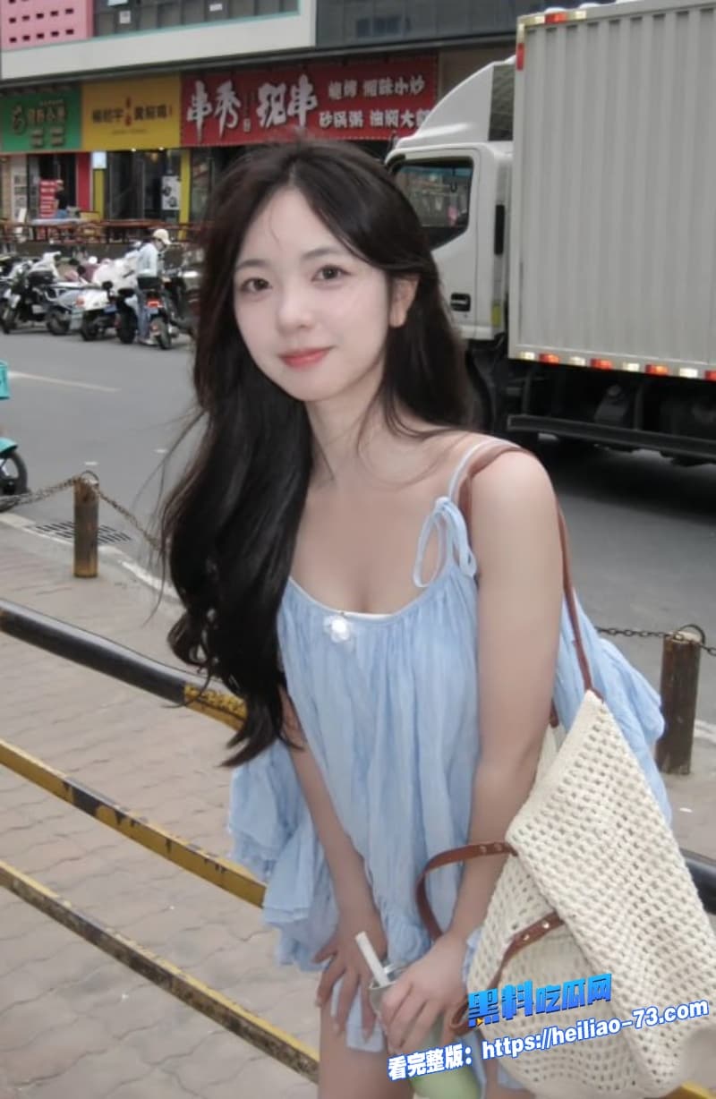 清纯女神大学生竟是反差母狗翘起臀遭无套后入疯狂抽插骚叫声太勾人了4 清纯女神大学生竟是反差母狗翘起臀遭无套后入疯狂抽插骚叫声太勾人了4