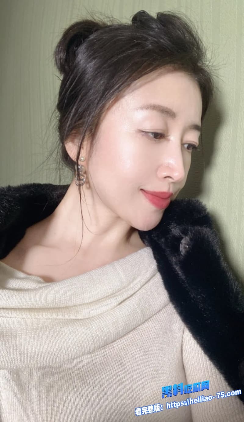极品丰满大奶人妻酒店约操洋人跪地深喉巨屌嫩穴被疯狂抽插到射满脸精液5