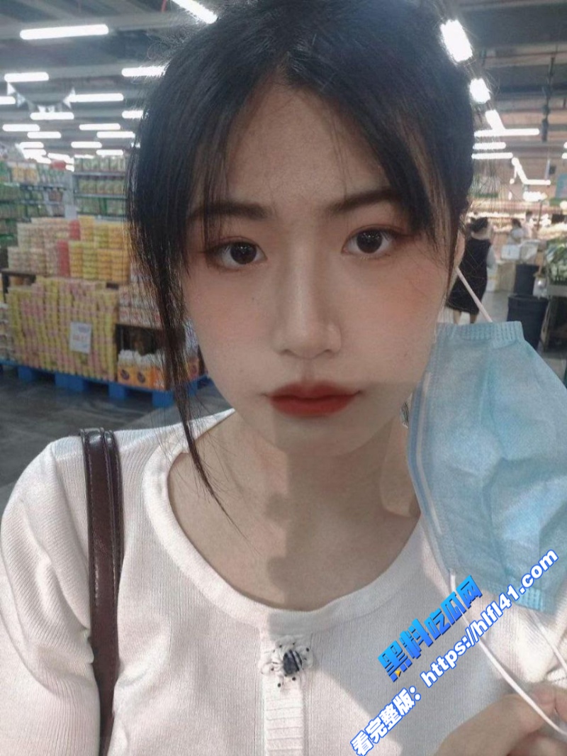 顶级身材少女 自拍自慰视频 谁知道竟然是黑森林 是不是毛越多性欲越大? 1 顶级身材少女 自拍自慰视频 谁知道竟然是黑森林 是不是毛越多性欲越大? 1