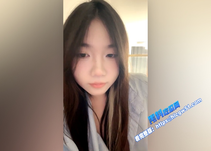 绝顶女大学生女大猫猫下海当黄色主播挣钱跟男友直播啪啪被肉棒干的不停淫叫直翻白眼 图4WH700x500px