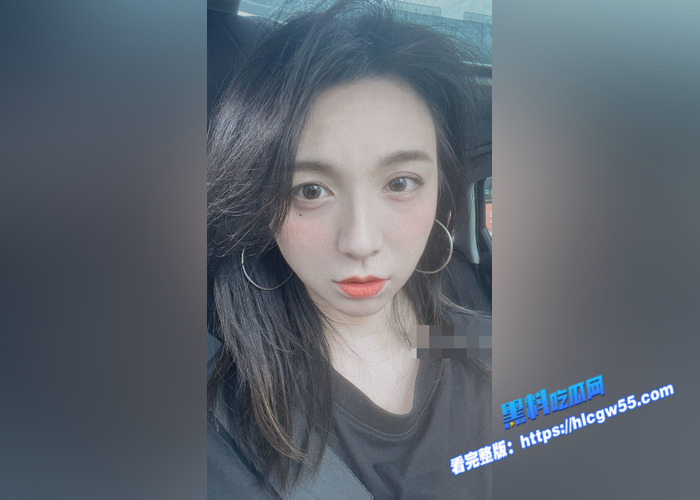 极品美人妻 和老公在家玩性爱自拍 豪华巨乳咖啡色奶头 按到在床上爆操 被干的奶子一晃一晃的1 极品美人妻 和老公在家玩性爱自拍 豪华巨乳咖啡色奶头 按到在床上爆操 被干的奶子一晃一晃的1