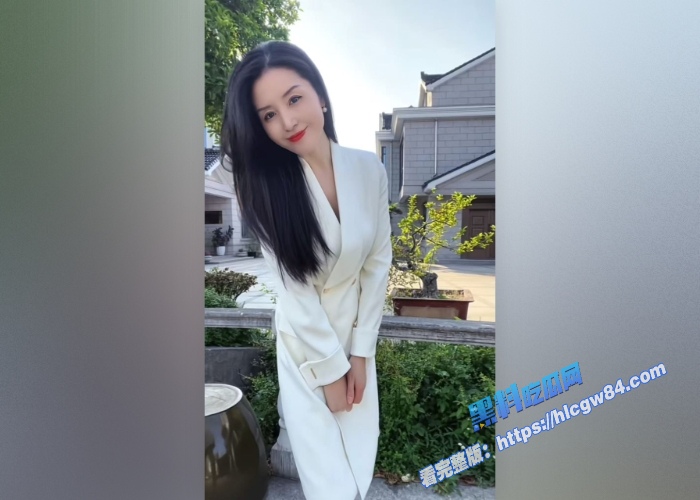 兰州母子乱伦事件曝光45岁妈妈极品身材后入Q弹肥臀高潮浪叫全程爽爆！3
