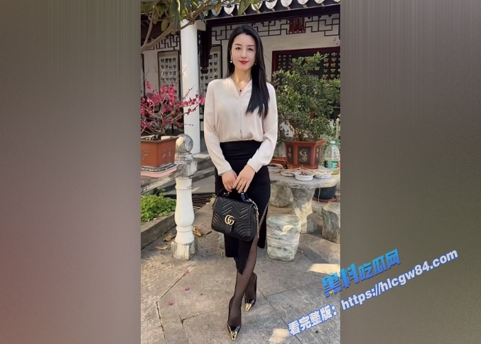 兰州母子乱伦事件曝光45岁妈妈极品身材后入Q弹肥臀高潮浪叫全程爽爆！4