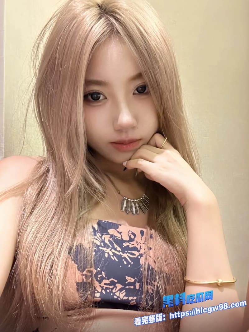 纹身精神小妹符文战士女学生辛渐渐和男友啪啪流出 2 纹身精神小妹符文战士女学生辛渐渐和男友啪啪流出 2