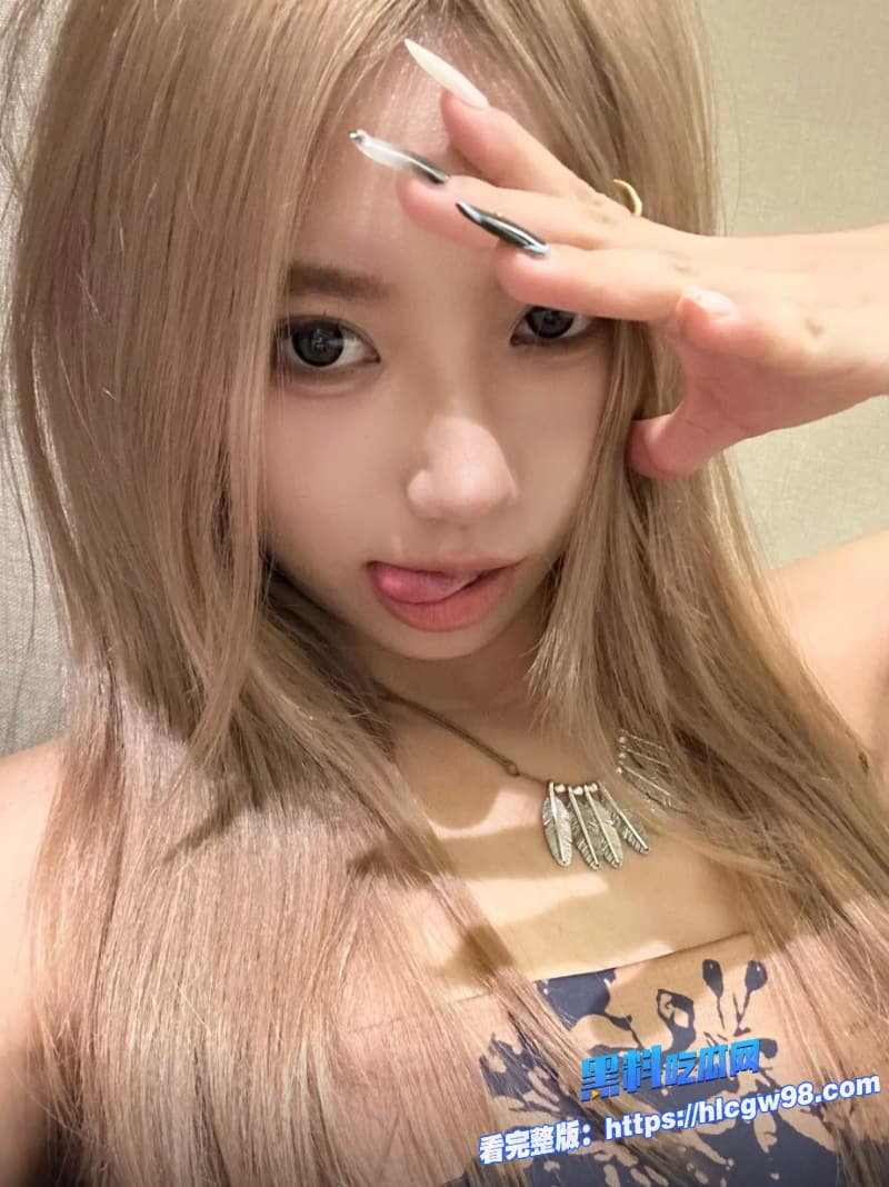 纹身精神小妹符文战士女学生辛渐渐和男友啪啪流出 4 纹身精神小妹符文战士女学生辛渐渐和男友啪啪流出 4