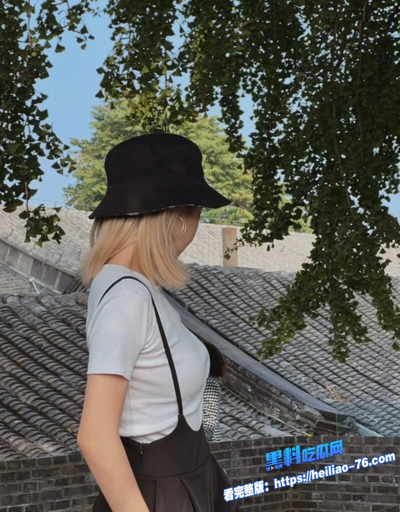 高颜值短发御姐性爱视频流出全程露脸趴在那里被巨屌后入疯狂抽插到高潮3