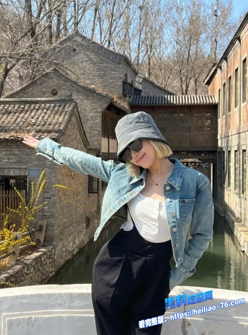 高颜值短发御姐性爱视频流出全程露脸趴在那里被巨屌后入疯狂抽插到高潮5