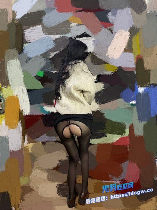 反差婊母狗自拍裸照