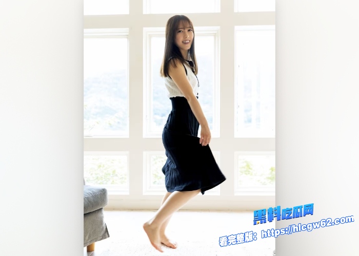 黑料解说邻居夫妇教唆换妻生日派对变成淫趴南波杏小凑四叶妻子换上jk制服还是硬不起来邻居小美变引导换妻来解决问题 图2