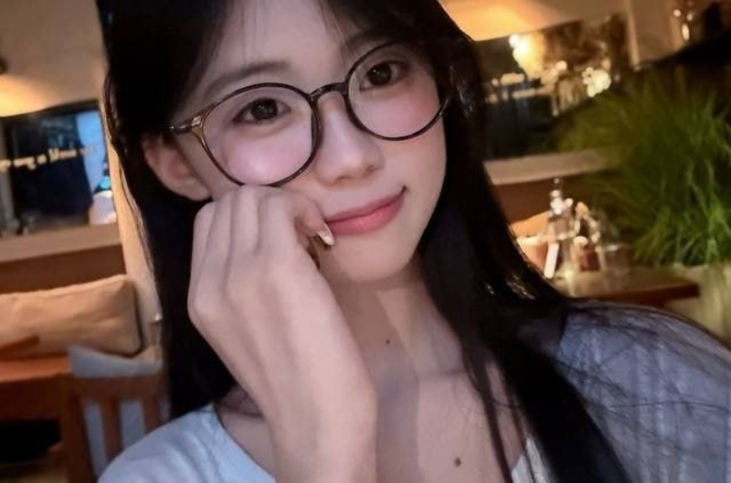 母狗1 母狗1