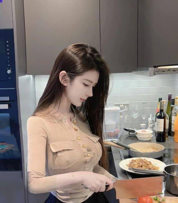 上海浦东名媛张佳怡打假视频流出!顶级捞女加钱还能拍视频 上海浦东名媛张佳怡打假视频流出!顶级捞女加钱还能拍视频