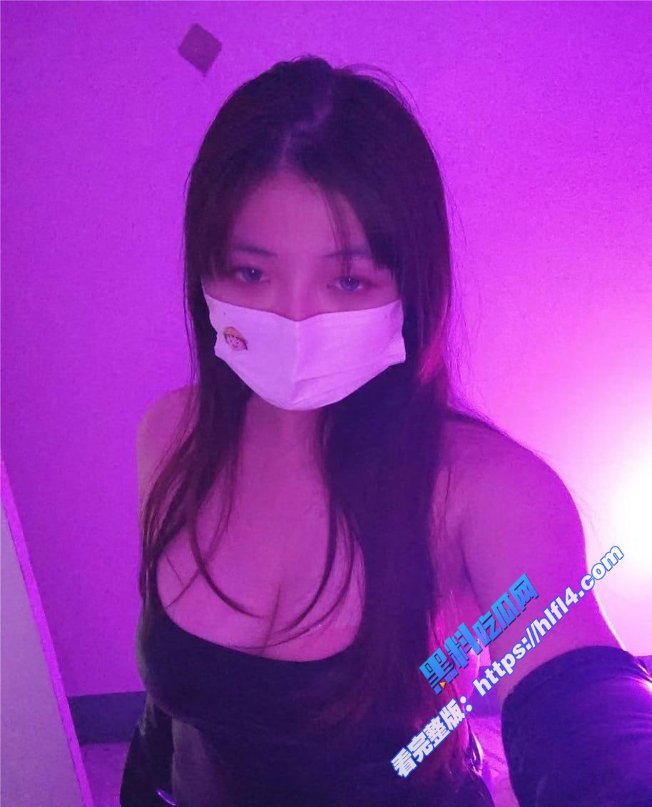 B站网红福利姬 茶茶眼镜妹OiO G杯核弹级巨乳微胖天花板 扣逼弄穴激情热舞！4