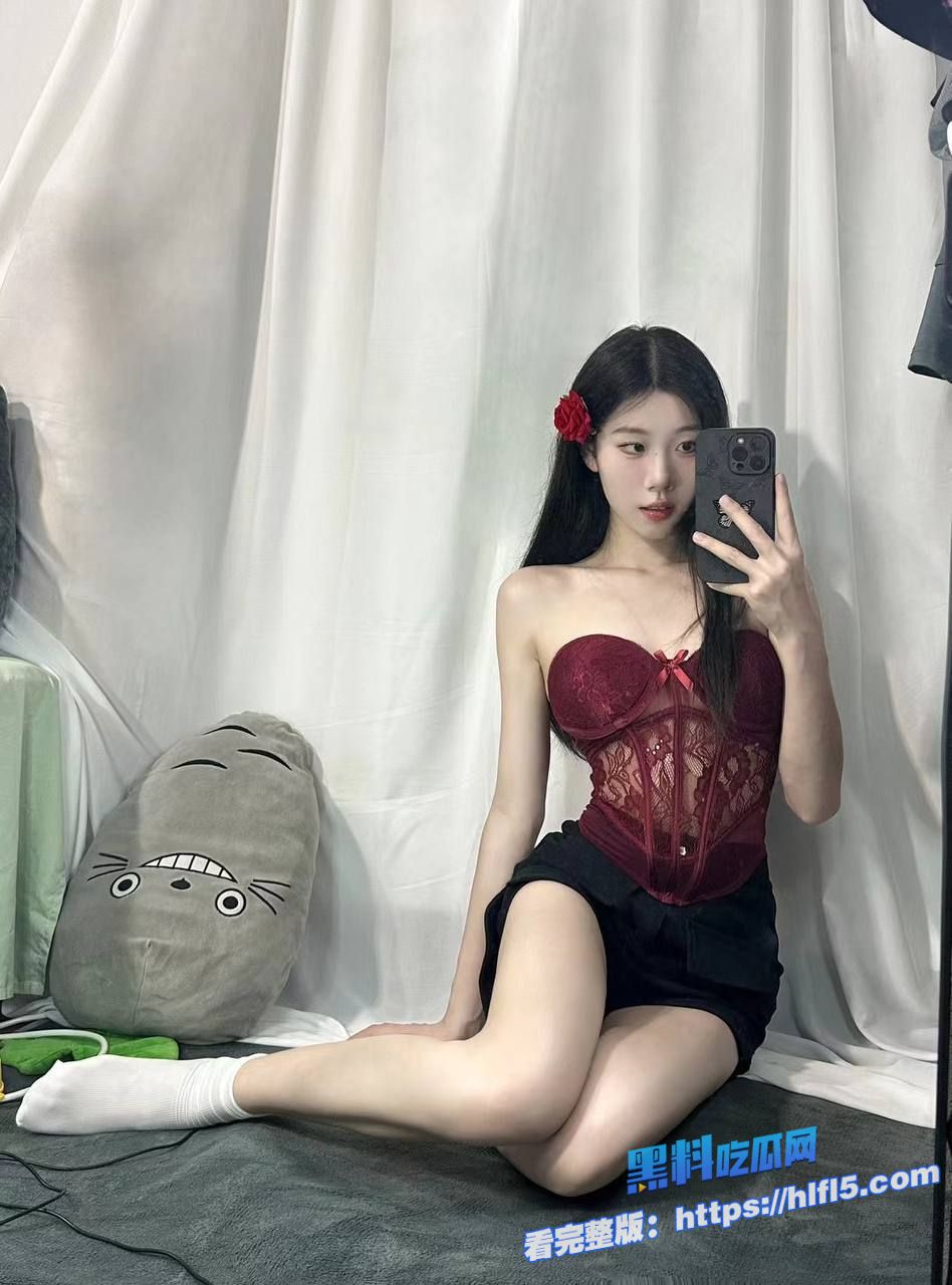 爽!屌丝的复仇之旅 你嫌我穷跟我分手,我一步到位当上你爸,然后操你妈! 图6 爽!屌丝的复仇之旅 你嫌我穷跟我分手,我一步到位当上你爸,然后操你妈! 图6