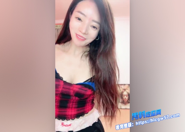 国产裸舞少妇天花板 星星碎了 跳着跳着就给你扳开胸罩看大奶子和性感蕾丝内裤 4 国产裸舞少妇天花板 星星碎了 跳着跳着就给你扳开胸罩看大奶子和性感蕾丝内裤 4