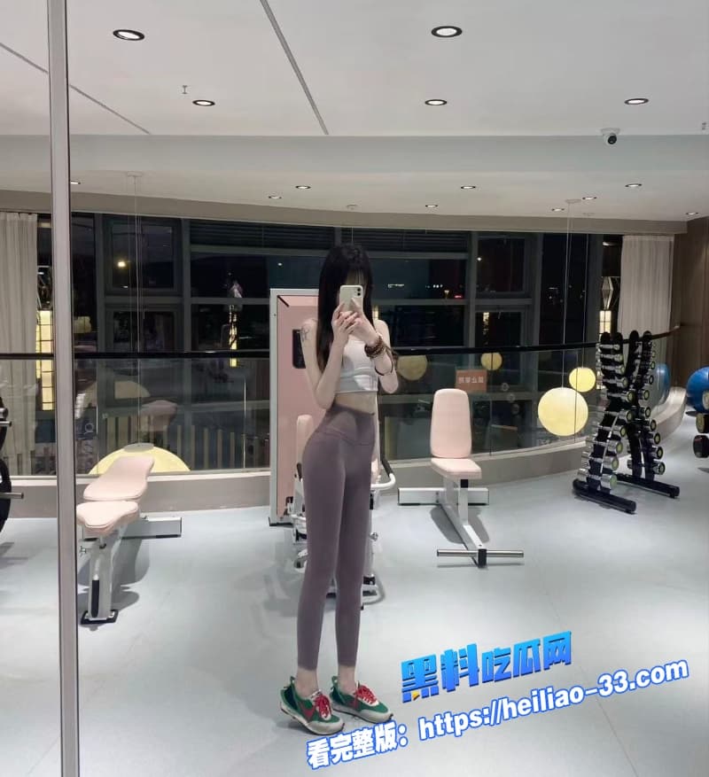 海角兄妹乱伦除夕夜套路萝莉堂妹失败电影变直接闺房内射真的像回到了初恋偷摸谈恋爱的年代 9 海角兄妹乱伦除夕夜套路萝莉堂妹失败电影变直接闺房内射真的像回到了初恋偷摸谈恋爱的年代 9