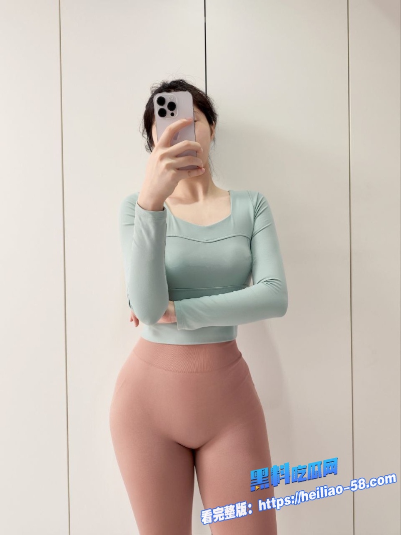 推特清纯女神秦嘉倪自拍吃鸡不雅合集全网疯传3 推特清纯女神秦嘉倪自拍吃鸡不雅合集全网疯传3