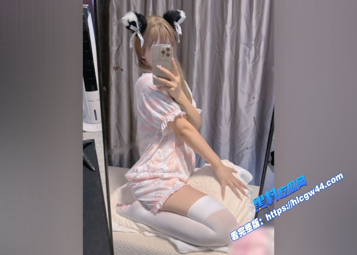 推特网红菜菜萝莉被金主爸爸调教啪啪表面上是个乖乖女私下其实是爸爸的小母狗 图 1WH700x500px