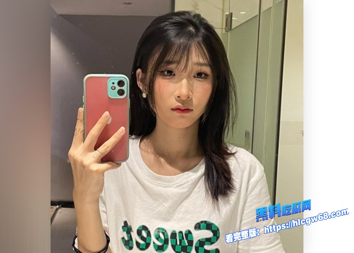 瓜友投稿浙江的榜一大哥投稿自己约到的一名抖音小主播名气不大但是看这身材也是极品了很嫩很润啊估计才刚上大学 1 瓜友投稿浙江的榜一大哥投稿自己约到的一名抖音小主播名气不大但是看这身材也是极品了很嫩很润啊估计才刚上大学 1