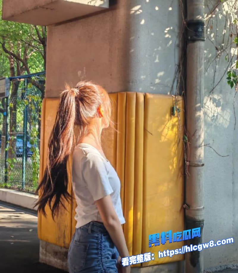 班花侧脸美到起飞酒店开房爱爱日记全录曝光乖乖女友秒变欠干骚母狗1