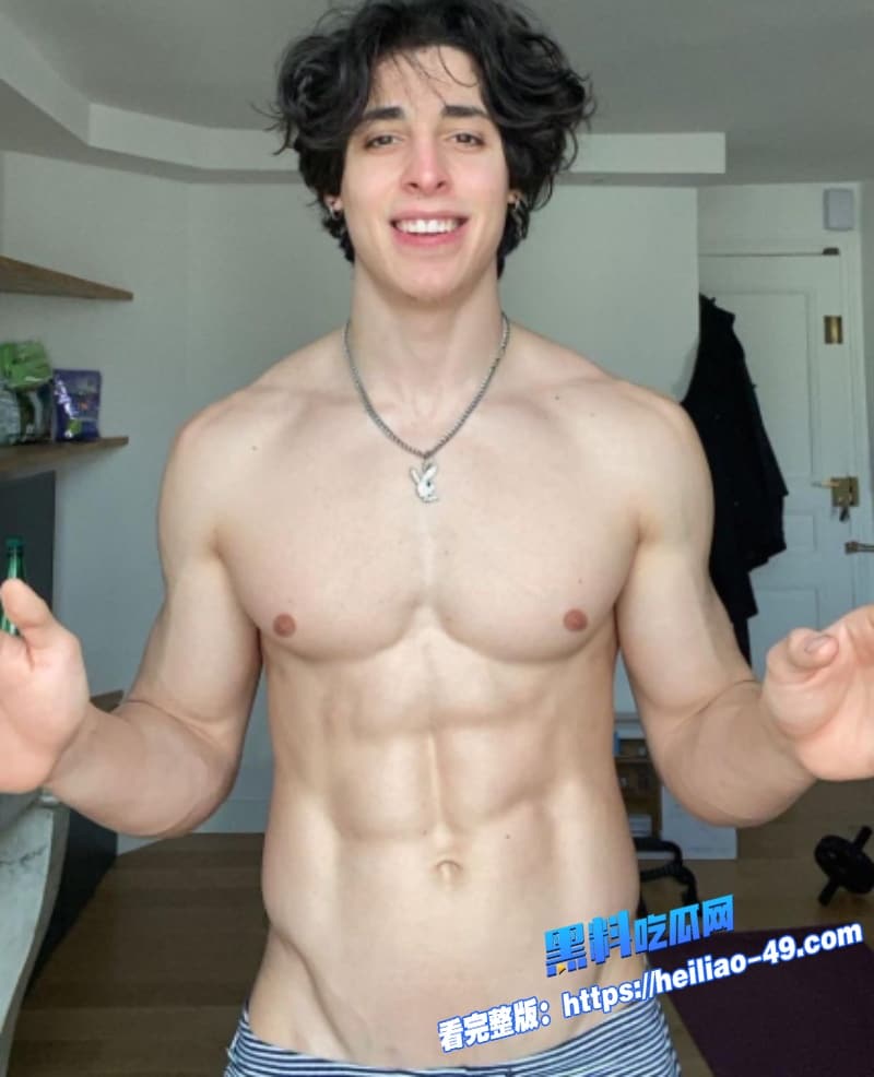 阿拉伯肌肉桩机Gattouz0怒草双贱货千人斩男网黄兽性大发把女人当肉便器狂操到腿软 9 阿拉伯肌肉桩机Gattouz0怒草双贱货千人斩男网黄兽性大发把女人当肉便器狂操到腿软 9
