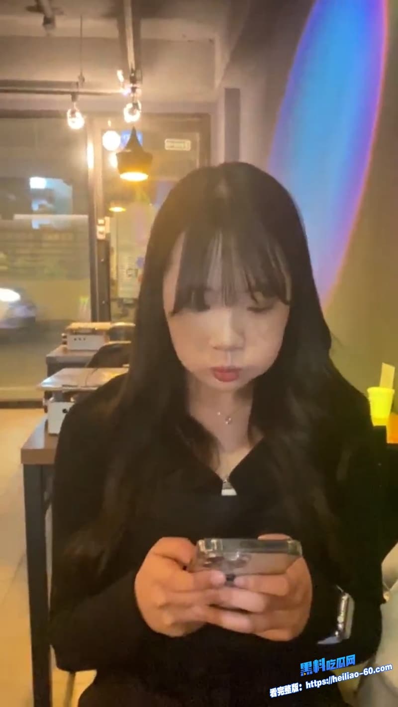 韩国高颜值情侣性爱合集泄露露脸自拍花样百出翘起臀被猛干到娇喘连连4
