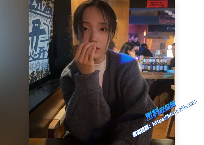 邯郸06年少女张子涵威海外事小浪货喜欢背着男友聊骚偷人后入骚臀被干的啪啪响 图1WH700x500px 邯郸06年少女张子涵威海外事小浪货喜欢背着男友聊骚偷人后入骚臀被干的啪啪响 图1WH700x500px