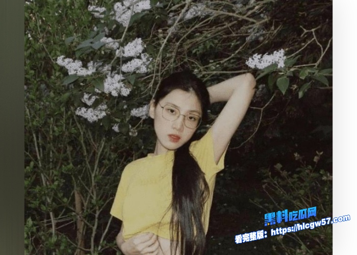 亚洲网黄女星留学生刘玥juneLiu留学生母狗全裸胴体光滑躺在床上被黑鬼大肉棒子猛凿最后跪口爆出一整管浓郁精液表情满足至极 图4