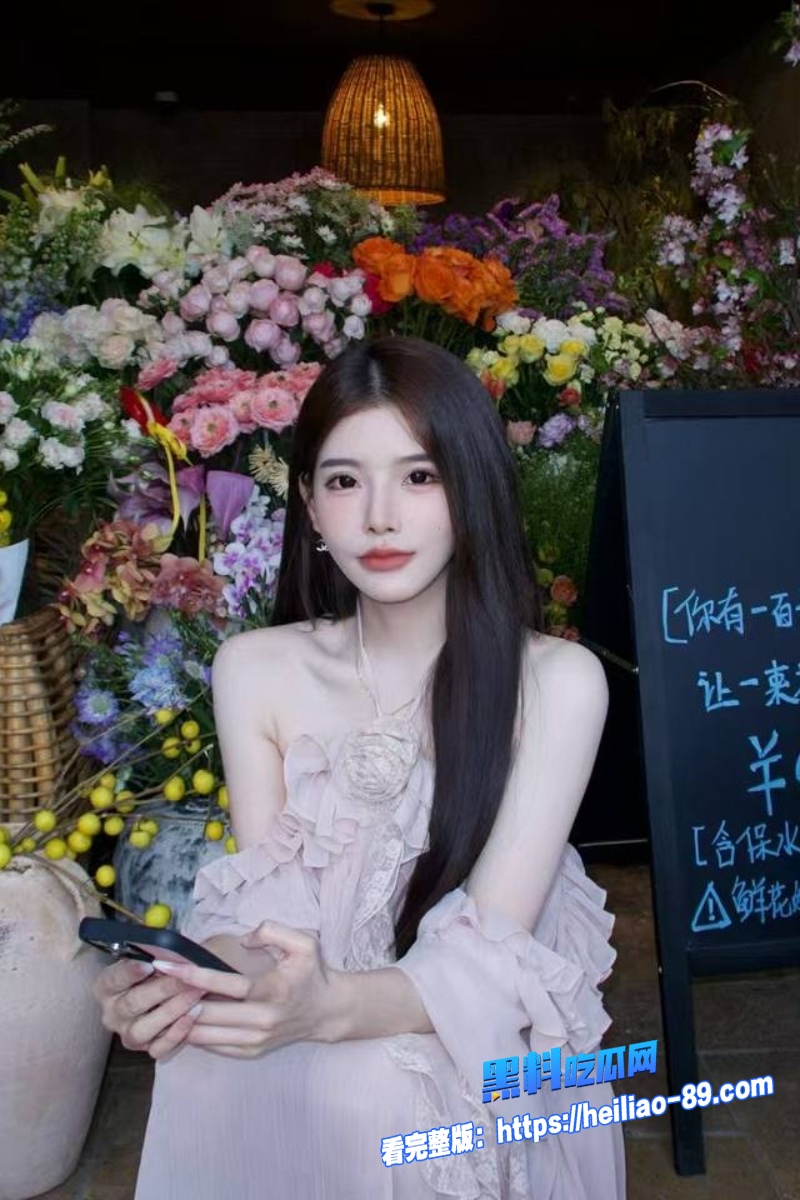 台湾巨乳网黄 洁妮 性爱视频流出 身穿性感女仆装被巨屌疯狂抽插 全程高潮不断！10