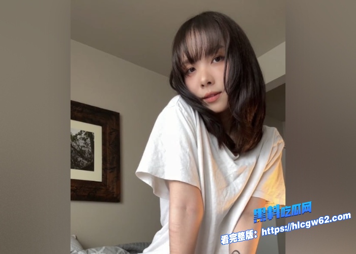 Onlyfans日本超人气网黄YunaTamago付费定制视频甜美性感美少女床上激情啪啪高清大作 图1