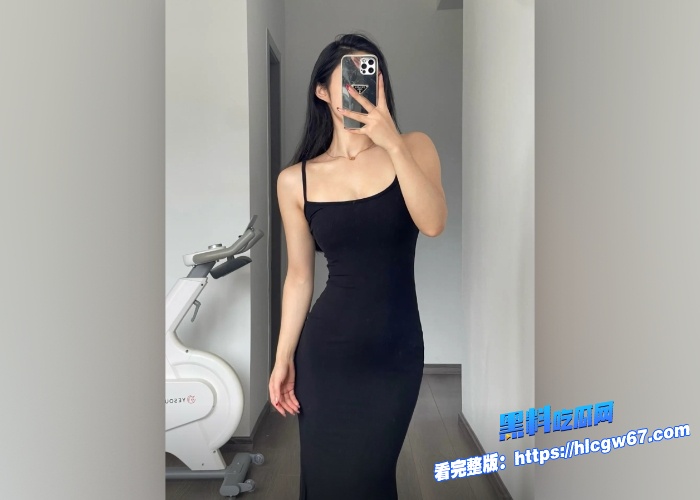 海角乱伦小姨子开档黑丝高跟鞋性感诱惑拉着她给我口交蜜桃肥臀看着就想操双洞开发高潮迭起骚叫不断 10