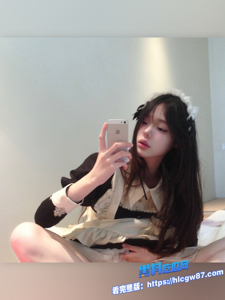 推特福利姬小小绘又来福利了 4