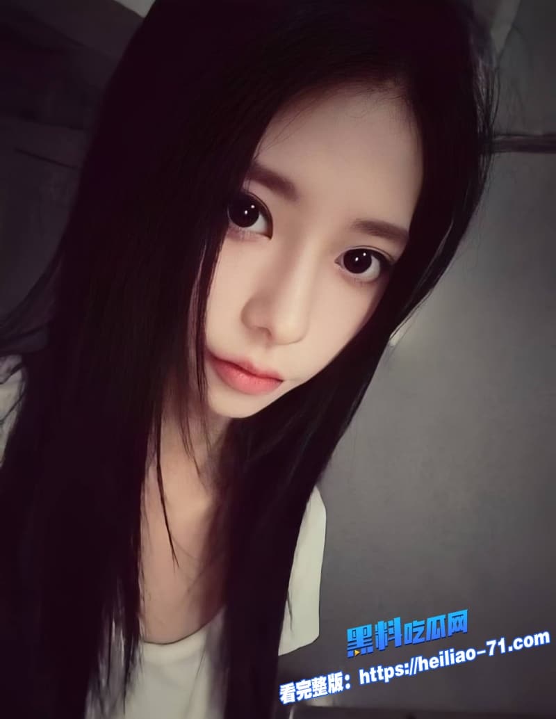 推特网黄Starluck被爆出轨抖音扒出有男友和碳水王子合拍视频直接全网炸锅15