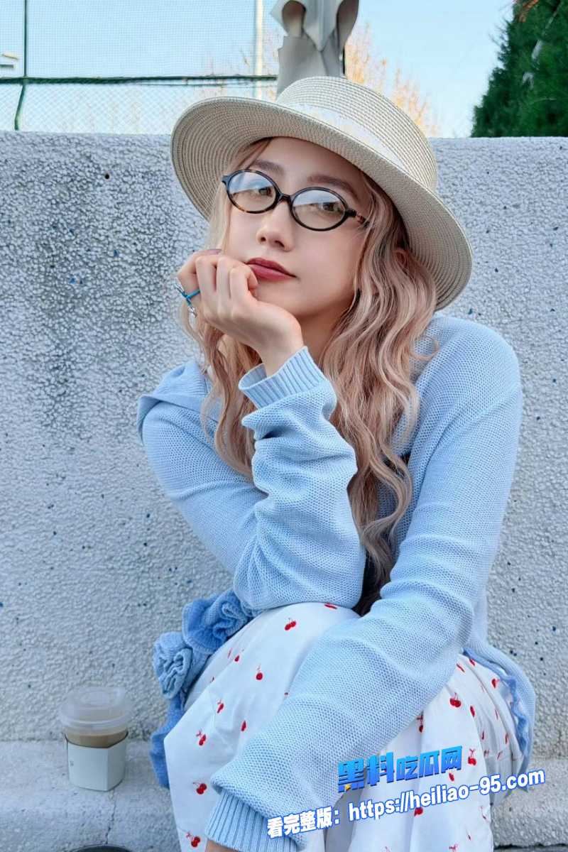 顶流明星孟美岐18