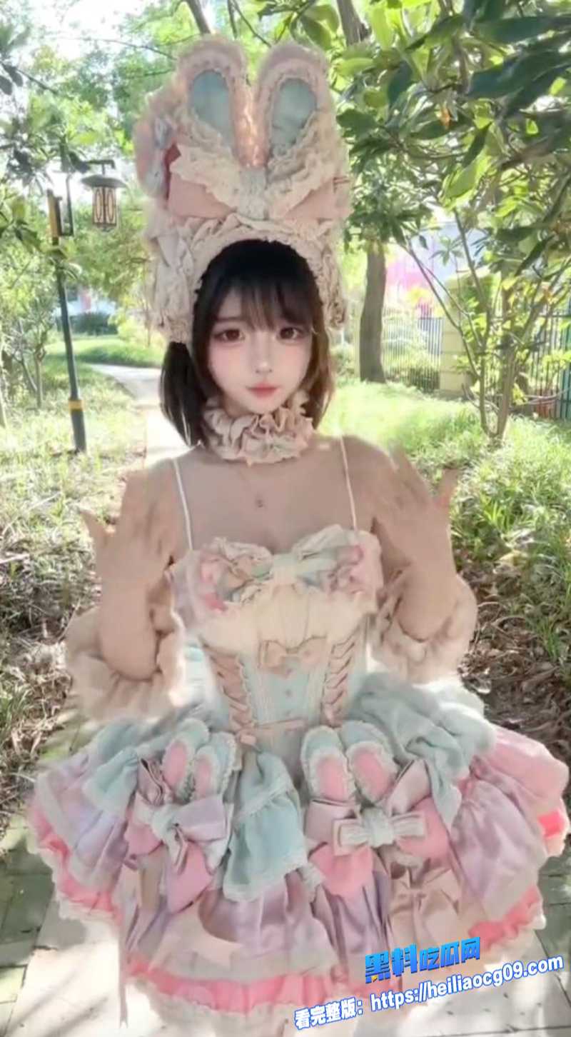 二次元福利姬豆喵自慰视频3 二次元福利姬豆喵自慰视频3