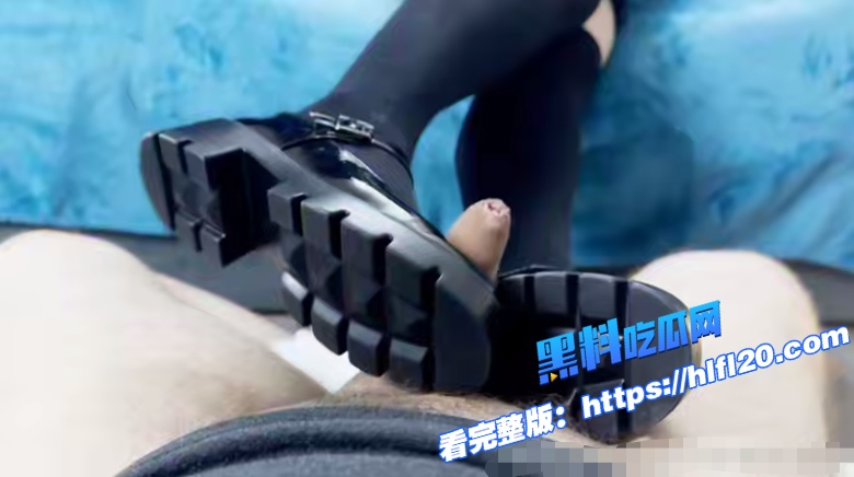 OF知名网黄 Yaorenneko 二次元cos视频合集流出 黑丝大长腿 足交口爆应有尽有!图5 OF知名网黄 Yaorenneko 二次元cos视频合集流出 黑丝大长腿 足交口爆应有尽有!图5