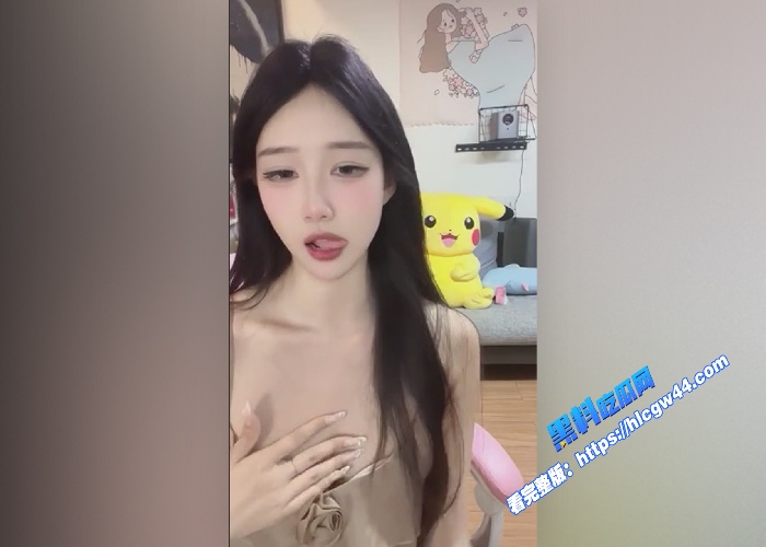 巨乳女神看似清纯实则骚浪无比居家自拍自慰视频令人鸡动神仙颜值下的骚货猛扣骚穴 淫水四溢 图2WH700x500px 巨乳女神看似清纯实则骚浪无比居家自拍自慰视频令人鸡动神仙颜值下的骚货猛扣骚穴 淫水四溢 图2WH700x500px