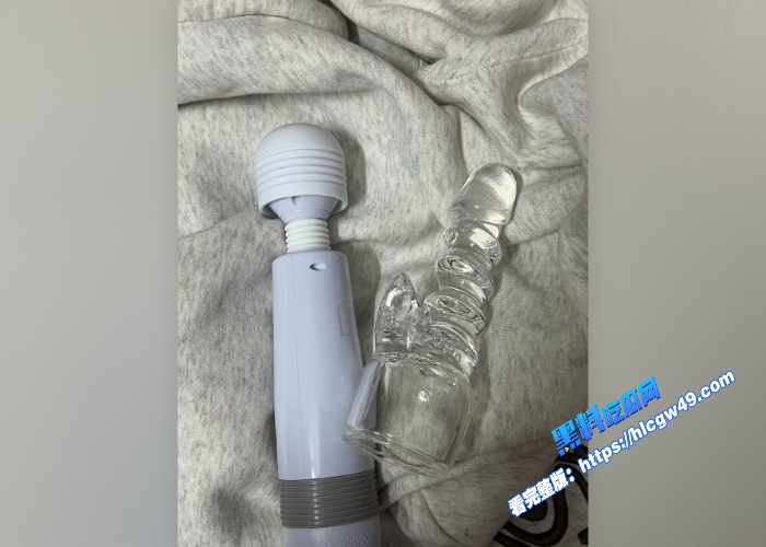 山东潍坊渤海之眼摩天轮女主家中自拍视频惨曝光苗条身段完美容颜粉嫩小穴被疯狂爆操娇喘连连 图24WH700x500px