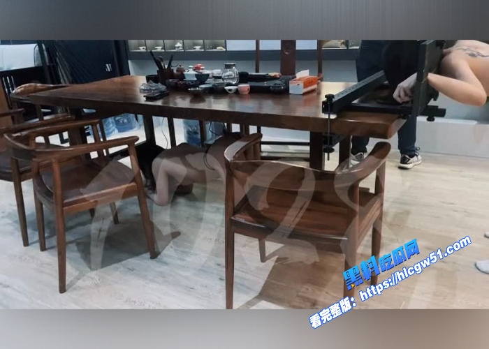 顶级大佬奴印文化各种捆绑调教凌辱层出不穷彻底释放M本性老板最后被抓住判了3年 图9WH700x500px