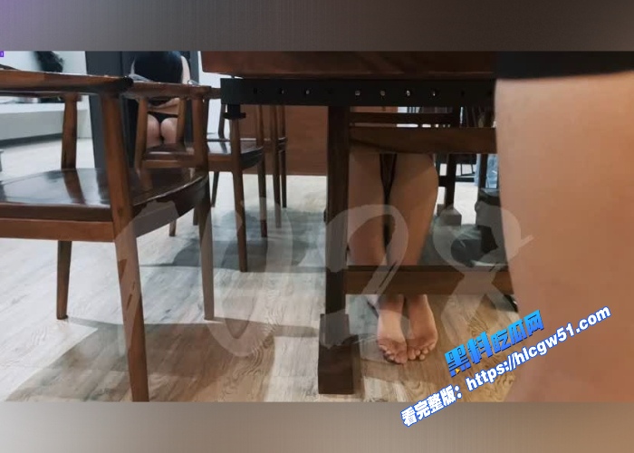 顶级大佬奴印文化各种捆绑调教凌辱层出不穷彻底释放M本性老板最后被抓住判了3年 图10WH700x500px