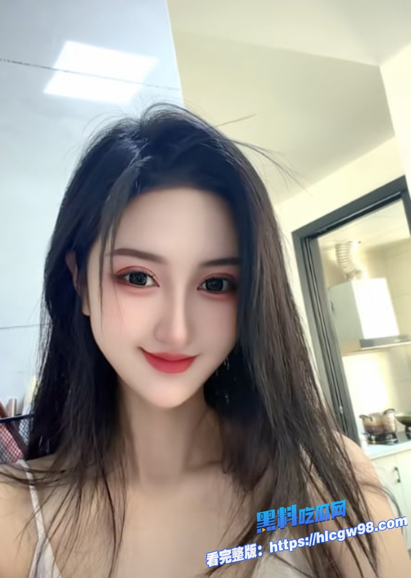 推特超新鲜极品美腿丝袜博主上官夫人福利新作 被男伴道具插逼2