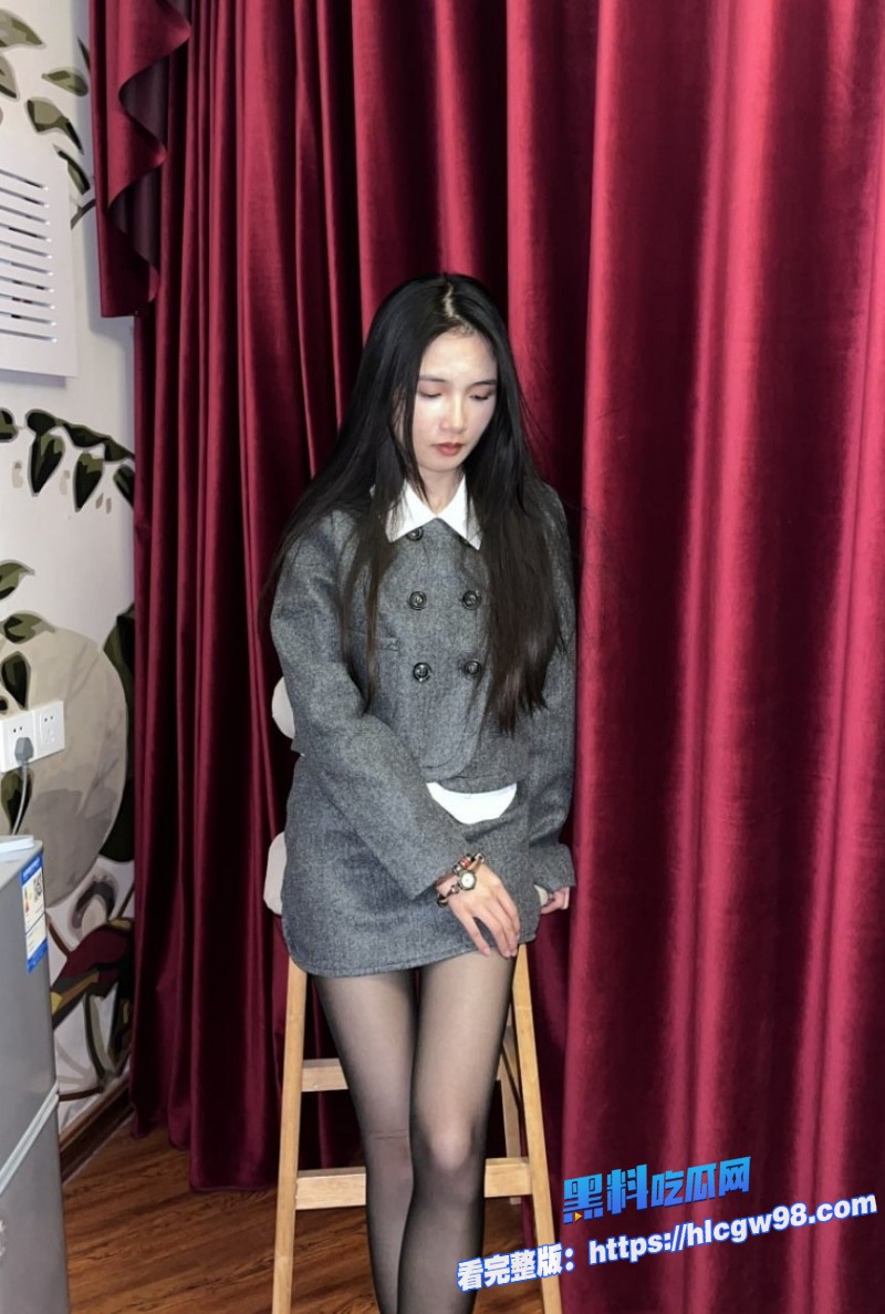 高颜值大二母狗学生妹被渣男分手曝光性爱视频吞精 3 高颜值大二母狗学生妹被渣男分手曝光性爱视频吞精 3