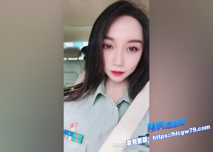 重庆沙坪坝区少校女干部徐艳霞惊爆和副省长性交易不雅视频被领导无套狂干完美露脸实锤本人给颜射一脸还要开心的舔干净5 重庆沙坪坝区少校女干部徐艳霞惊爆和副省长性交易不雅视频被领导无套狂干完美露脸实锤本人给颜射一脸还要开心的舔干净5