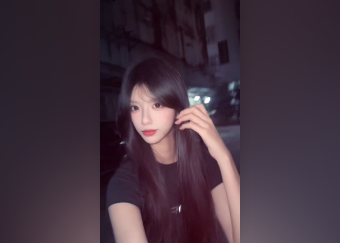 05后妹妹初次下海奶子都还没发育成熟就出来接客被金主各种抽插骚穴 1 05后妹妹初次下海奶子都还没发育成熟就出来接客被金主各种抽插骚穴 1