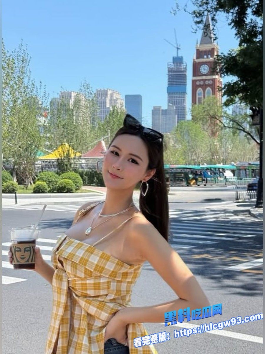极品颜值巨乳女神私拍流出1