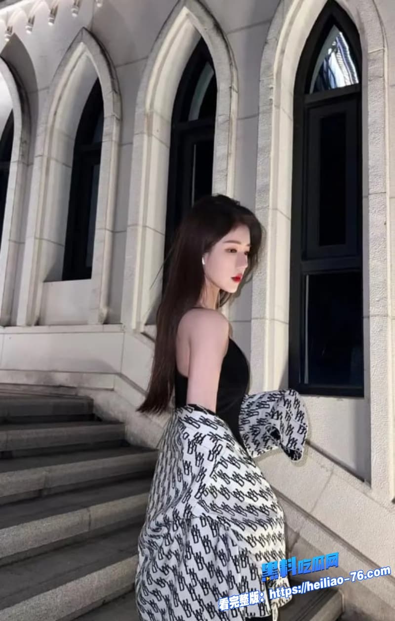 极品性感反差女神身穿情趣内衣遭巨屌各种姿势疯狂抽插到腿软反差感直接拉满6