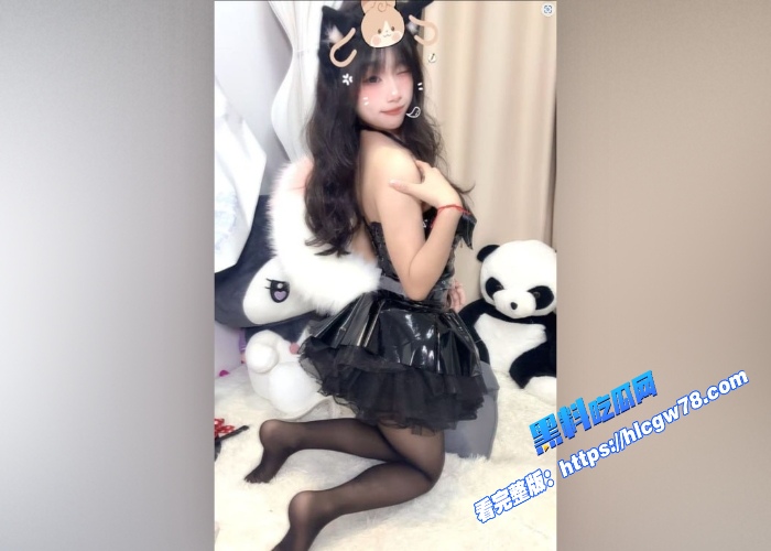 抖音萝莉嫩妹海止小依下海福利姬视频流出兔女郎黑色网袜扭臀聊骚浴室牛奶浴娇嫩美乳极致诱人 图6 抖音萝莉嫩妹海止小依下海福利姬视频流出兔女郎黑色网袜扭臀聊骚浴室牛奶浴娇嫩美乳极致诱人 图6