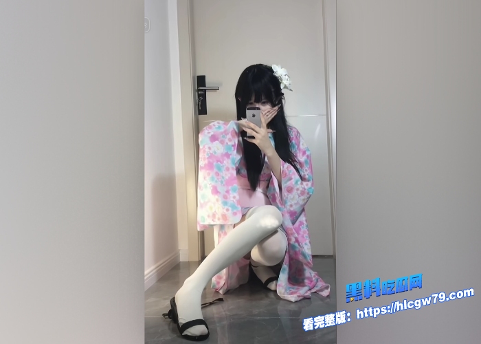 推特百万粉福利姬 困困狗 会员付费视频流出 男友第一视角10分钟1
