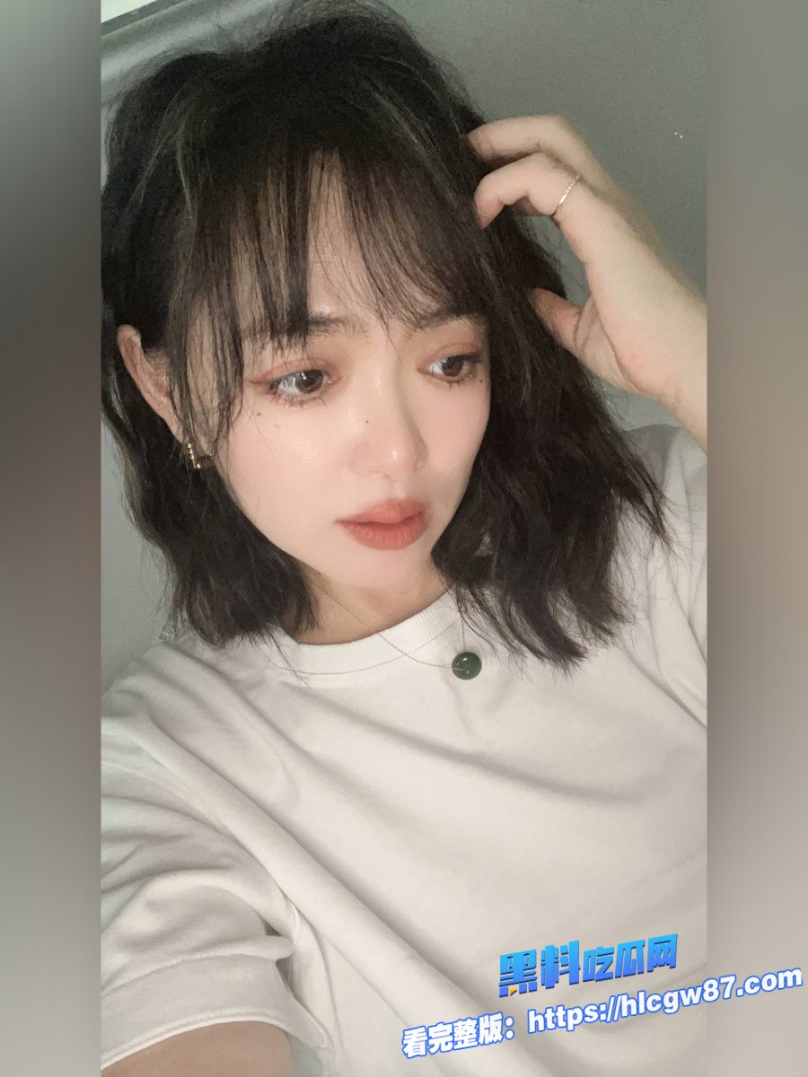 广东中山的肥臀骚货哆咪 4 广东中山的肥臀骚货哆咪 4